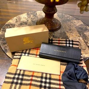 Authentic Burberry UNISEX Sunglasses